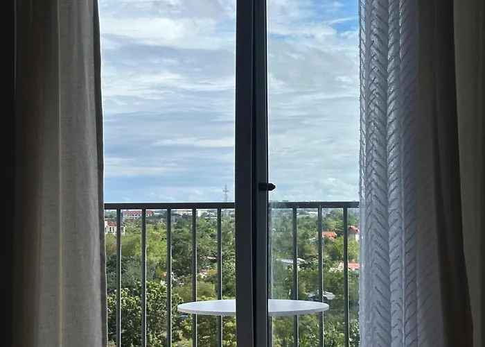 Apartment The Haus Pad Near Mactan Airport And Sea View With Pool Suba Basbas
